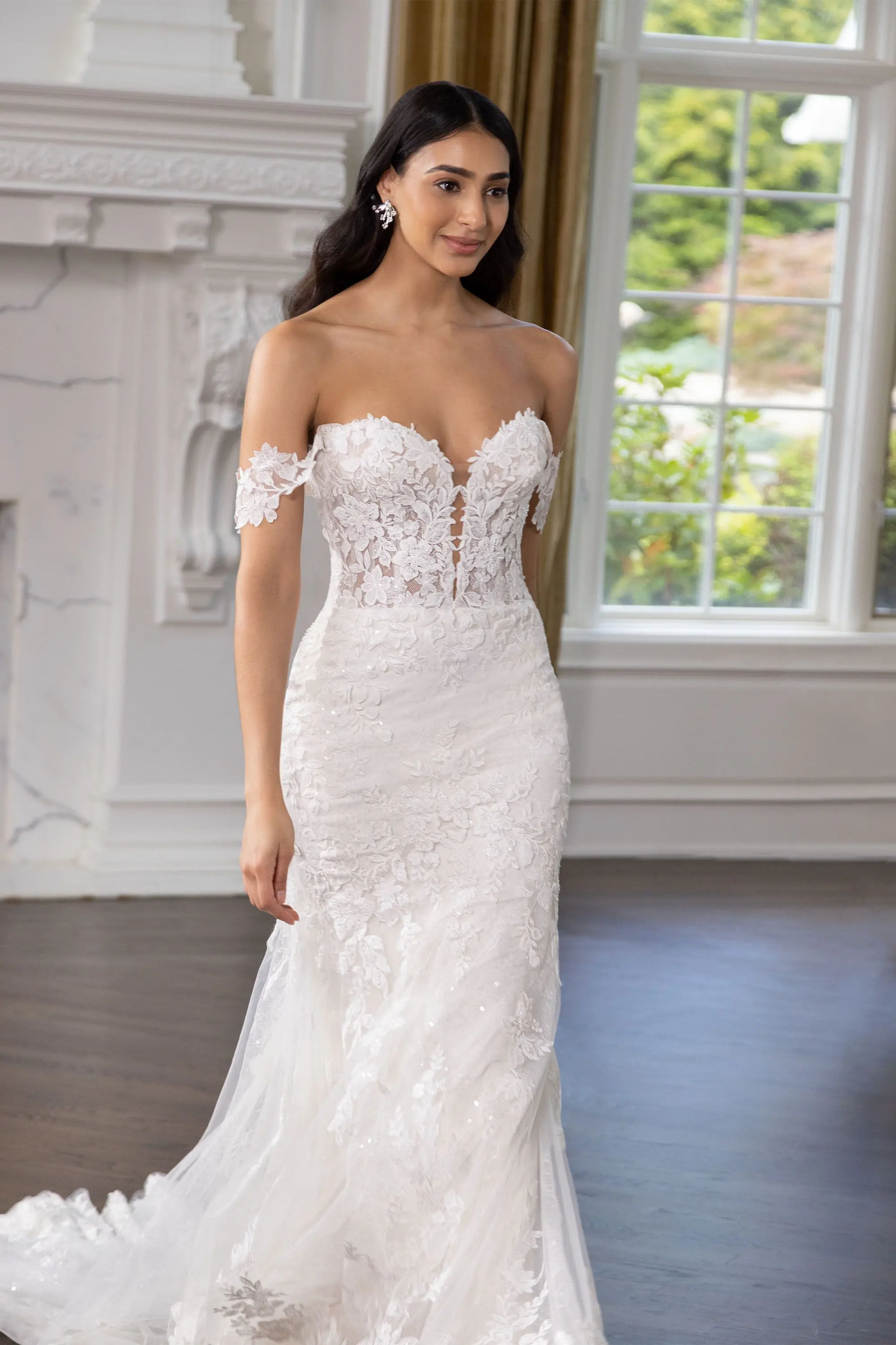 Elissa wedding dress by Justin Alexander at The Bridal Room Atherstone