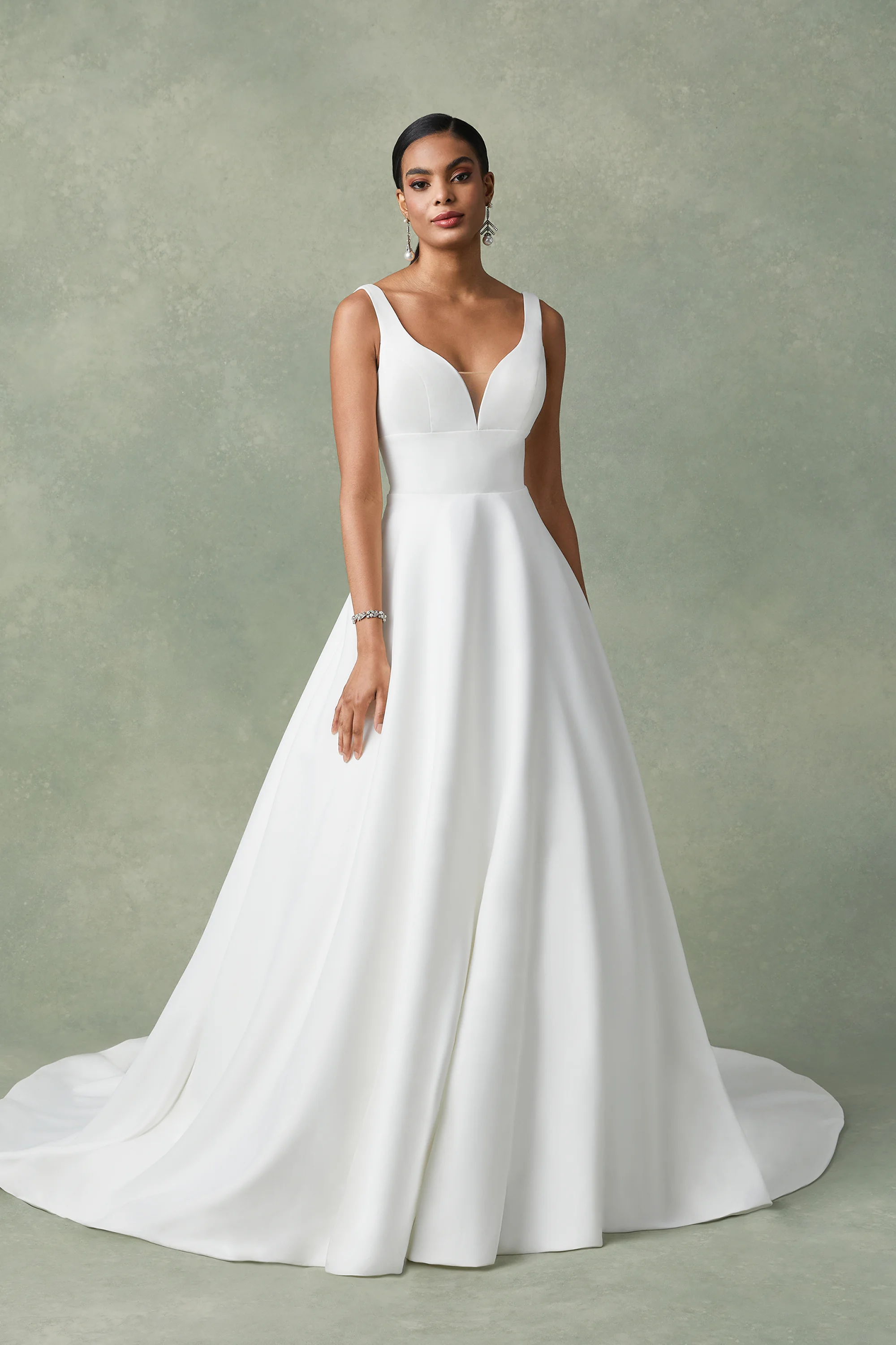 Freeland wedding dress by Justin Alexander at The Bridal Room Atherstone