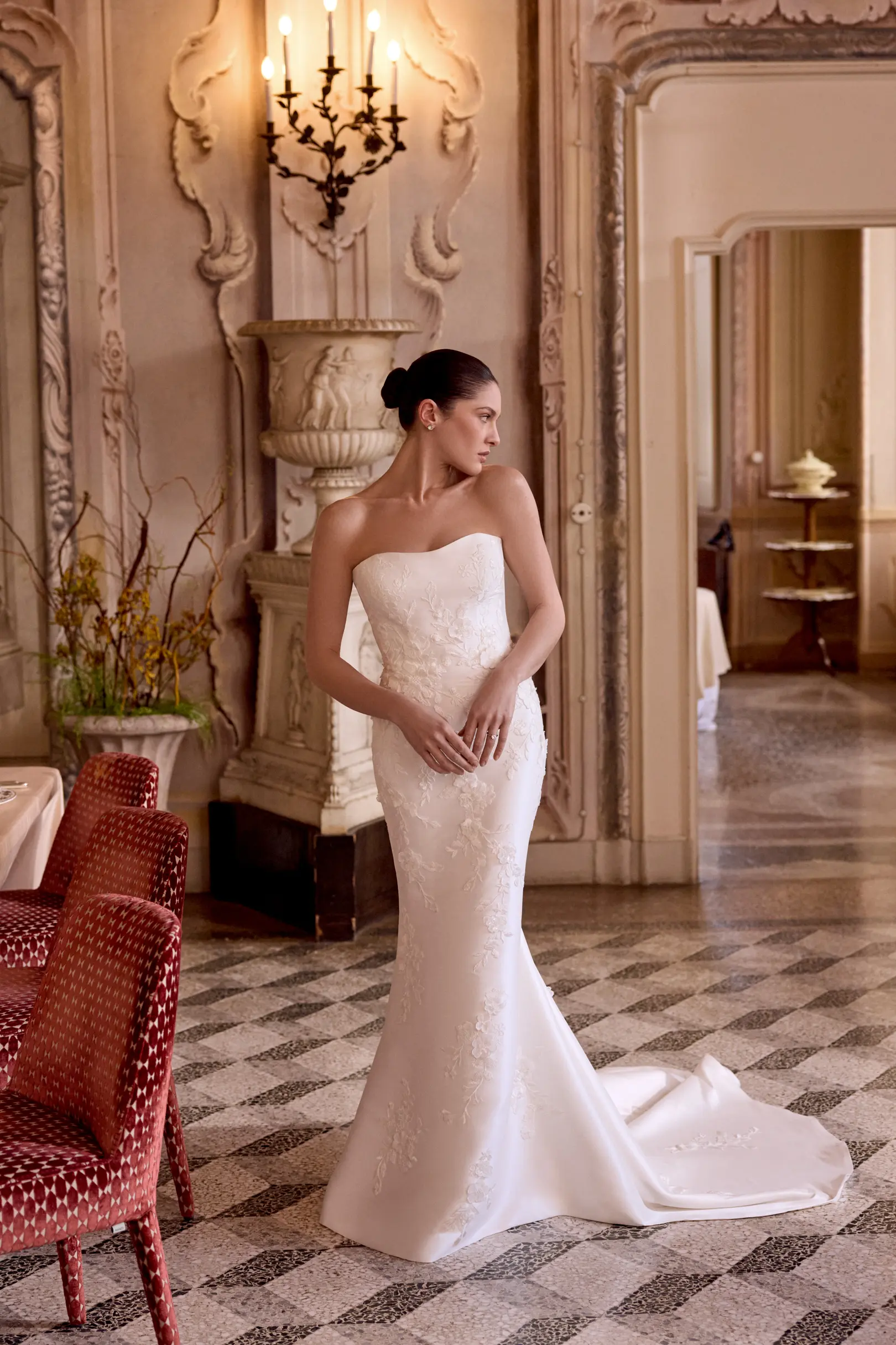 Leigh wedding dress by Justin Alexander at The Bridal Room Atherstone